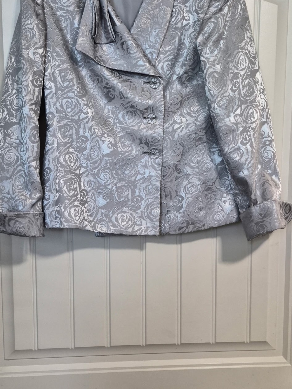 Elegant Silver Rose-Pattern Jacket and Skirt